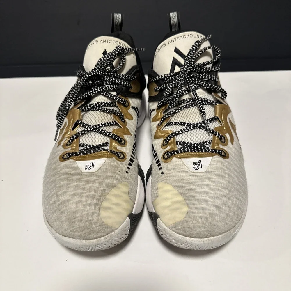 Nike Giannis Immortality Championship Size 10.5 White Gold CZ4099-100 Basketball